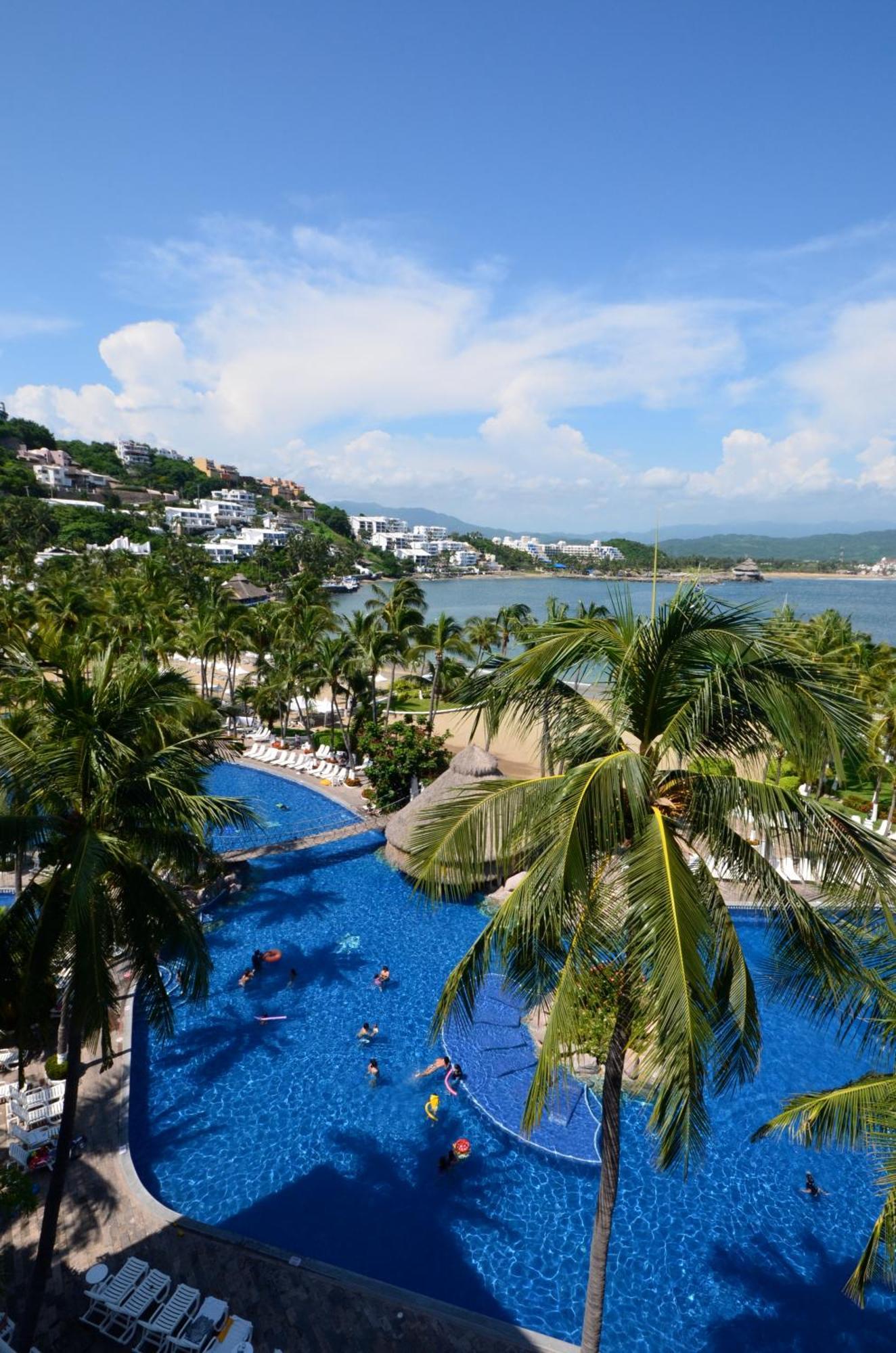 Las Hadas By Brisas Manzanillo Extérieur photo View of the bay