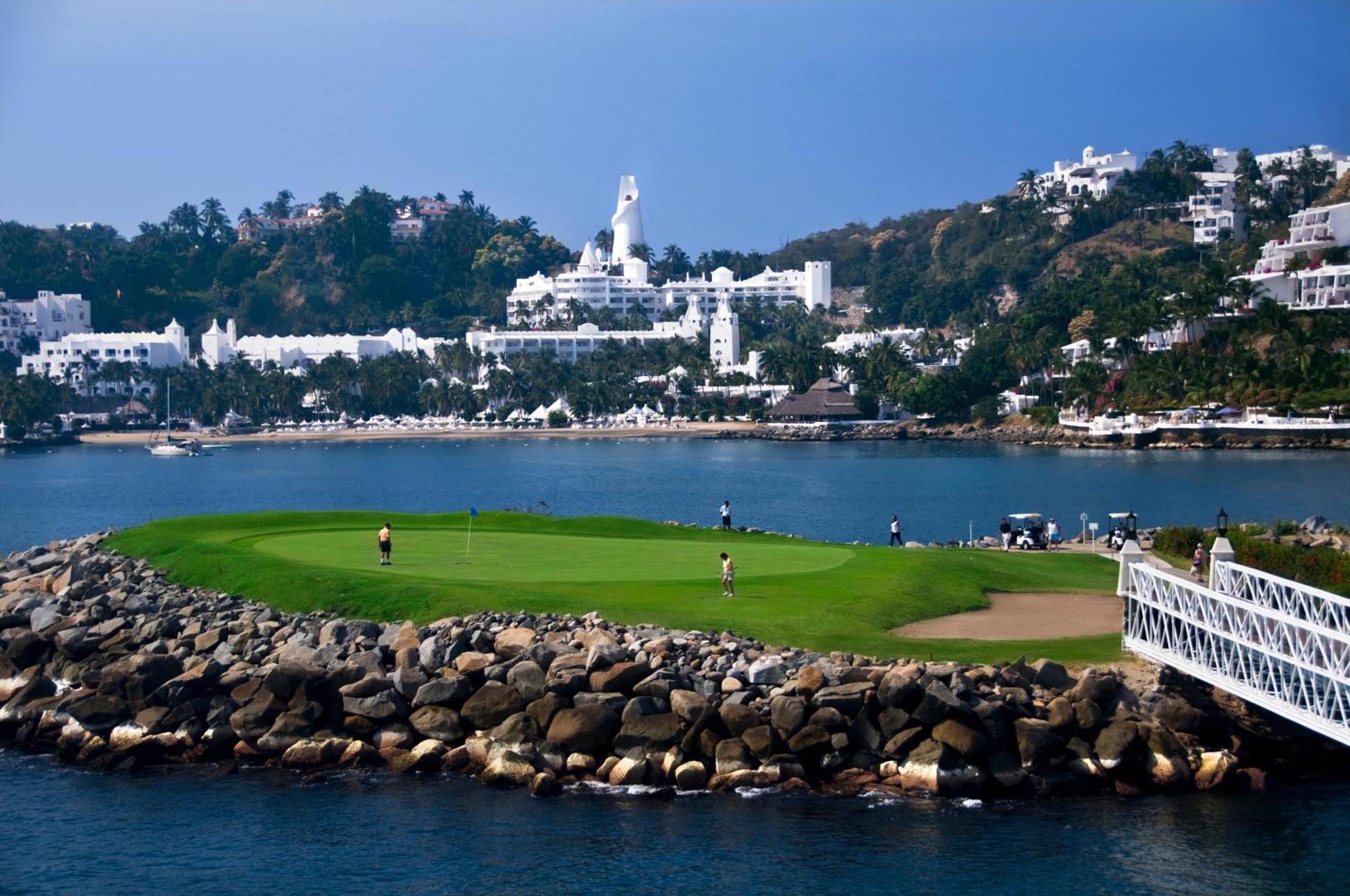 Las Hadas By Brisas Manzanillo Extérieur photo Pebble Beach Golf Links