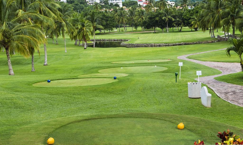 Las Hadas By Brisas Manzanillo Extérieur photo Golf course at Hard Rock Hotel